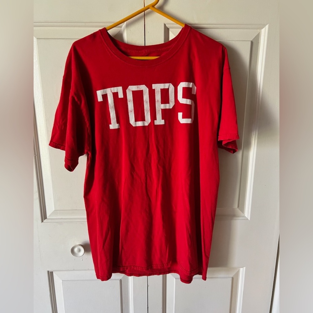 Vibrant Red 'TOPS' Graphic Tee
